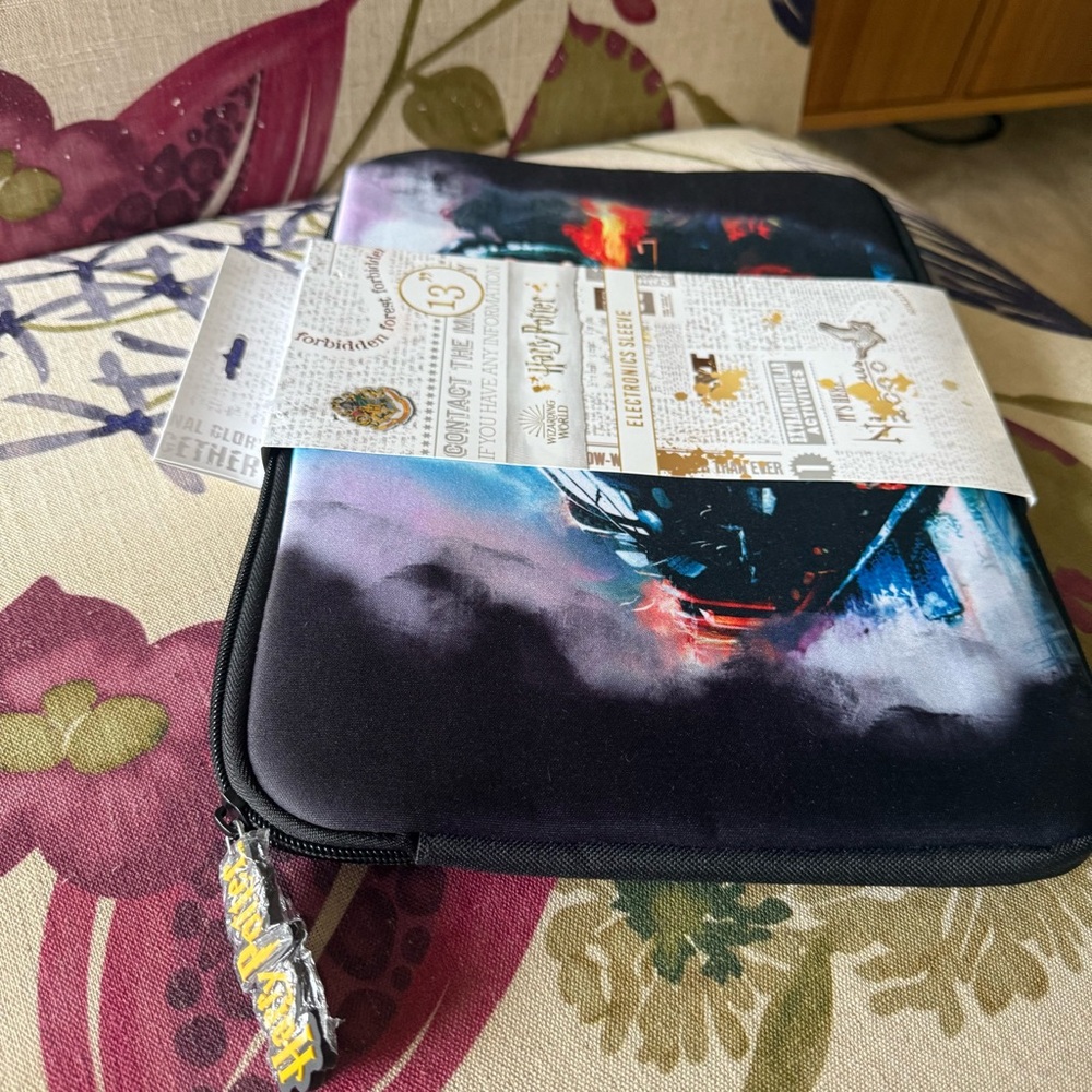 Vibrant Artistic Tablet Sleeve - Multicolor